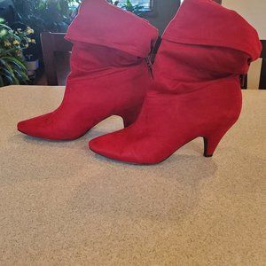 Red low cut holiday boots. Mixit brand